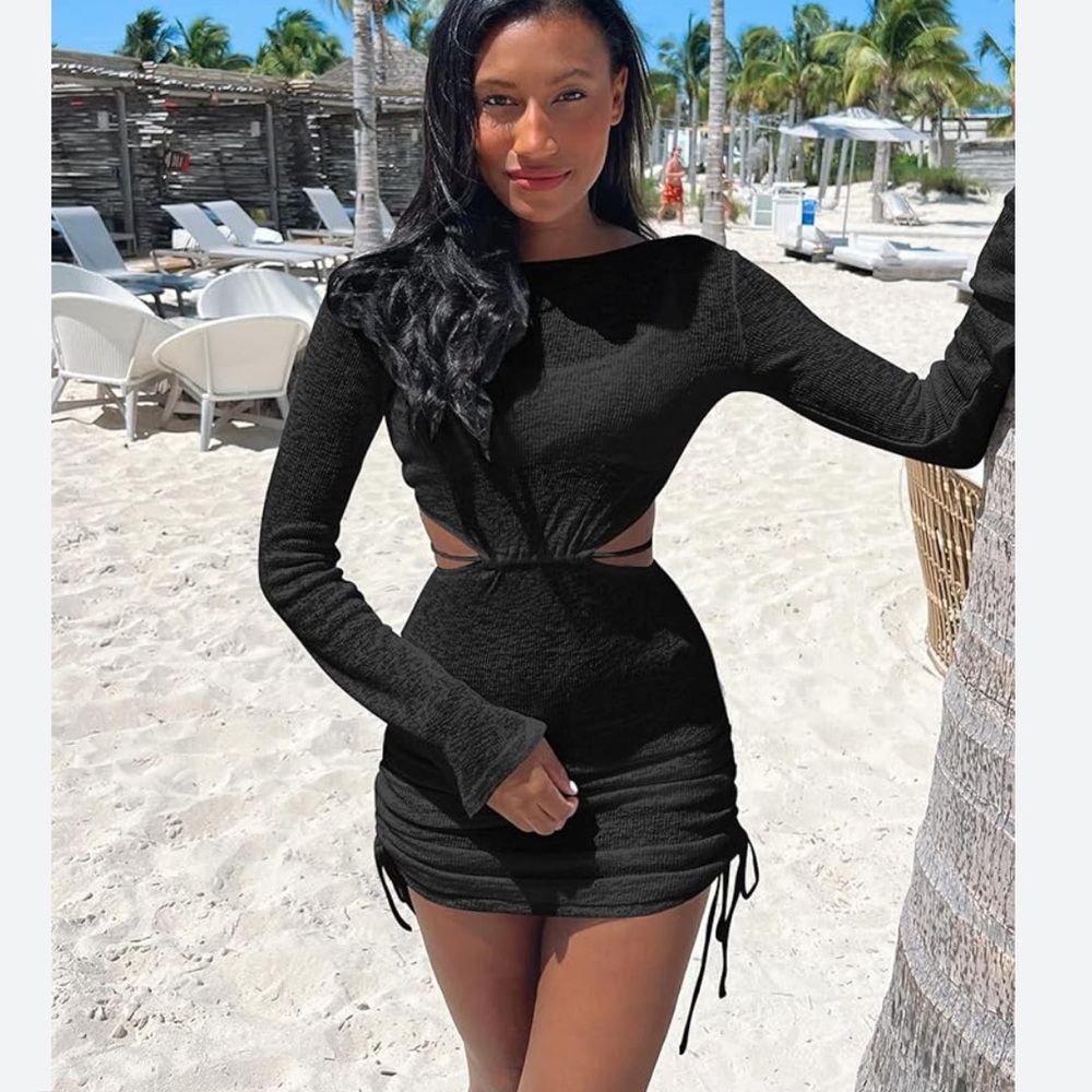 White Fox Break Free Long Sleeve Mini Dress beach coverup  Black size Small